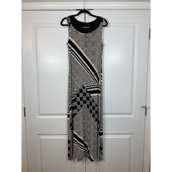 TRAVELERS BY CHICOS WOMEN'S BROWN AND BEIGE PRINTED MAXI DRESS Size 0 Small - Picture 1 of 6